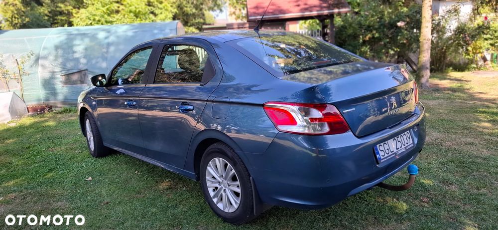 Peugeot 301 1.6 BlueHDi Active - 11