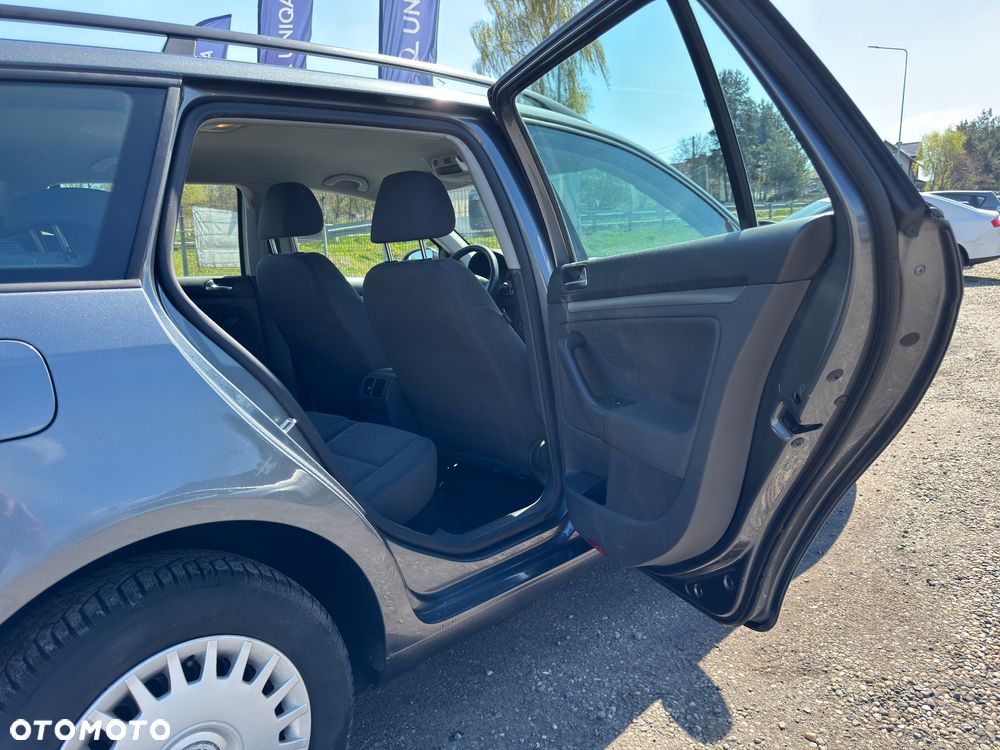 Volkswagen Golf 1.9 TDI DPF Comfortline - 21