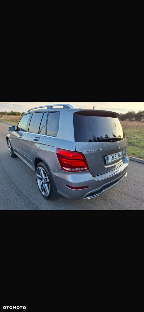 Mercedes-Benz GLK - 4