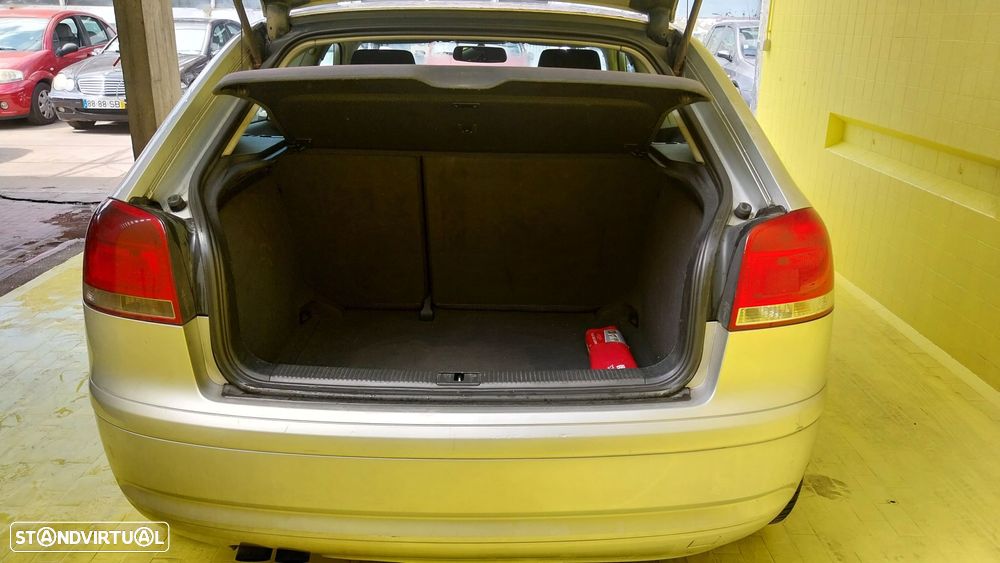 Audi A3 2.0 TDI Ambiente - 21