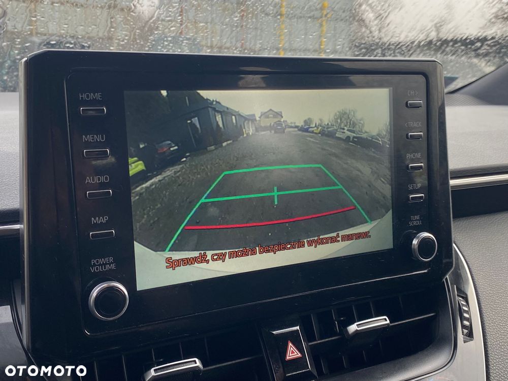 Toyota Corolla 1.8 Hybrid Comfort - 17