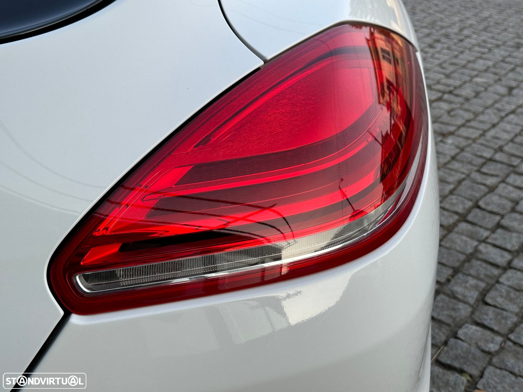 Porsche Panamera Standard - 10