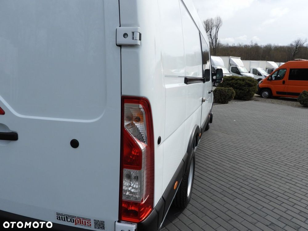 Renault MASTER FURGON TEMPOMAT PNEUMATYKA BLIŹNIACZE KOŁA KLIMATYZACJA  165KM - 24