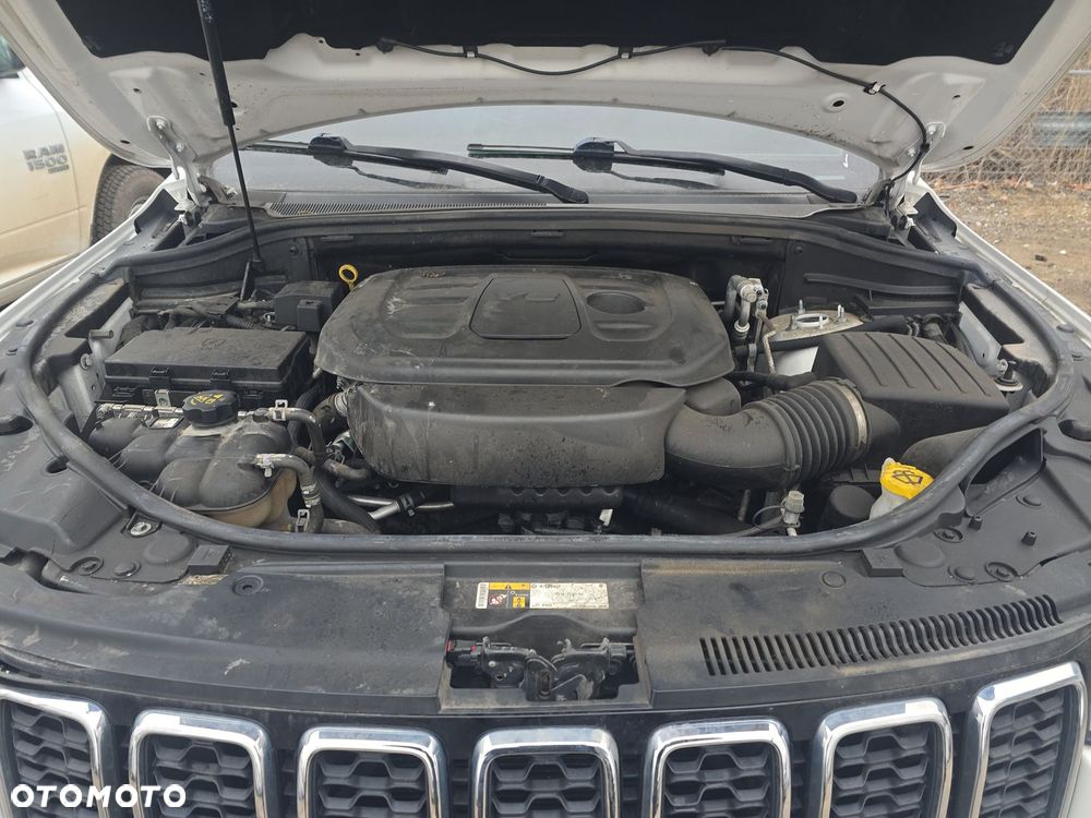 Jeep Grand Cherokee - 9