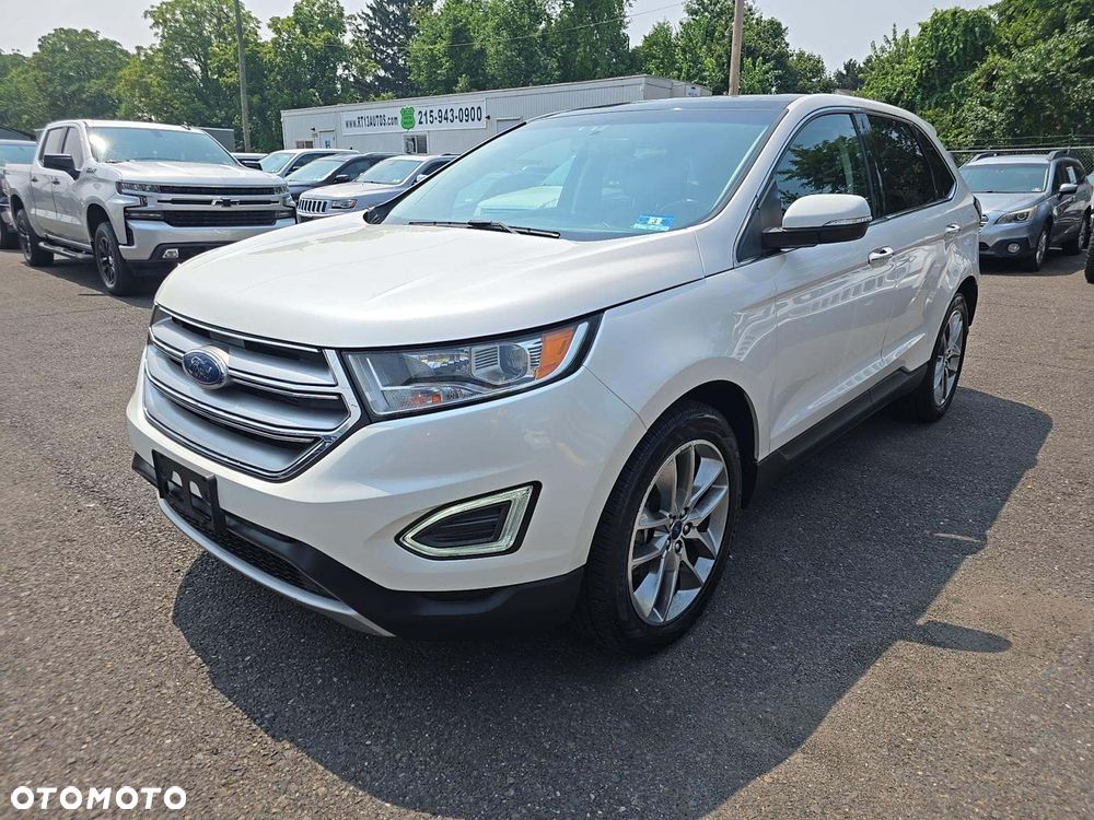 Ford Edge - 1