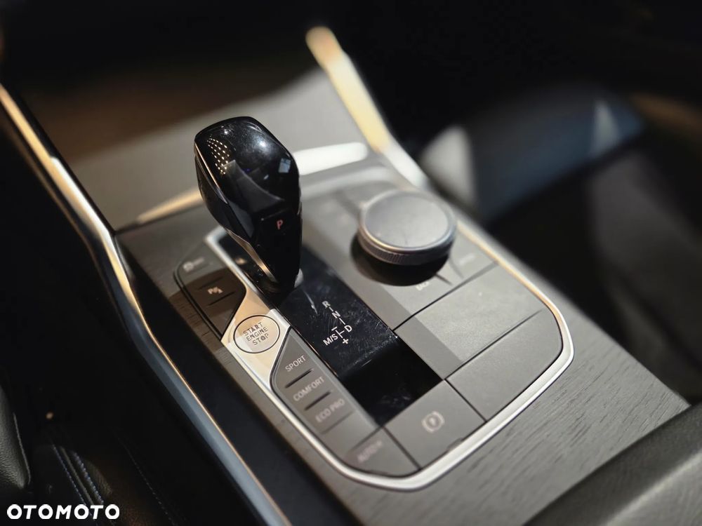 BMW Seria 3 - 15