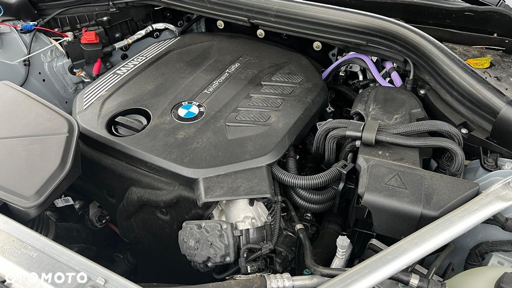 BMW X3 xDrive20d - 22