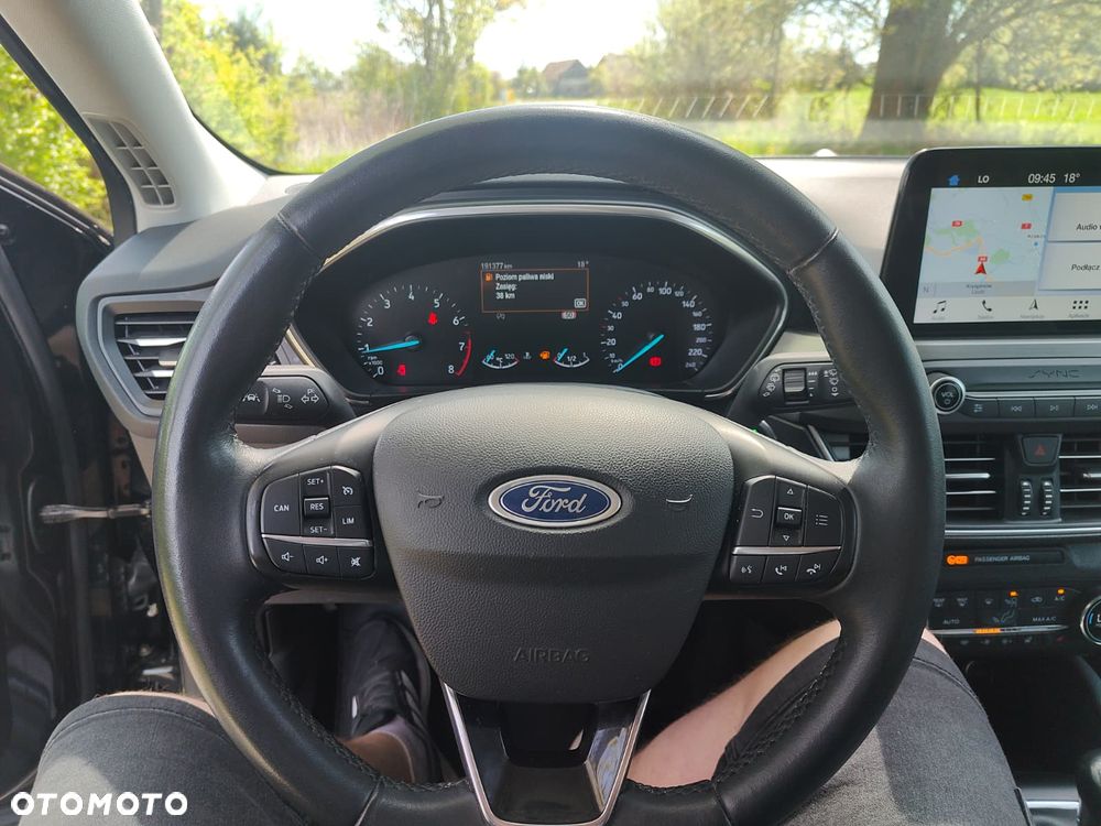 Ford Focus SW 1.0 EcoBoost Titanium - 14