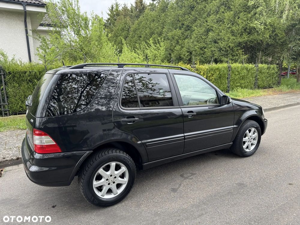 Mercedes-Benz ML - 11