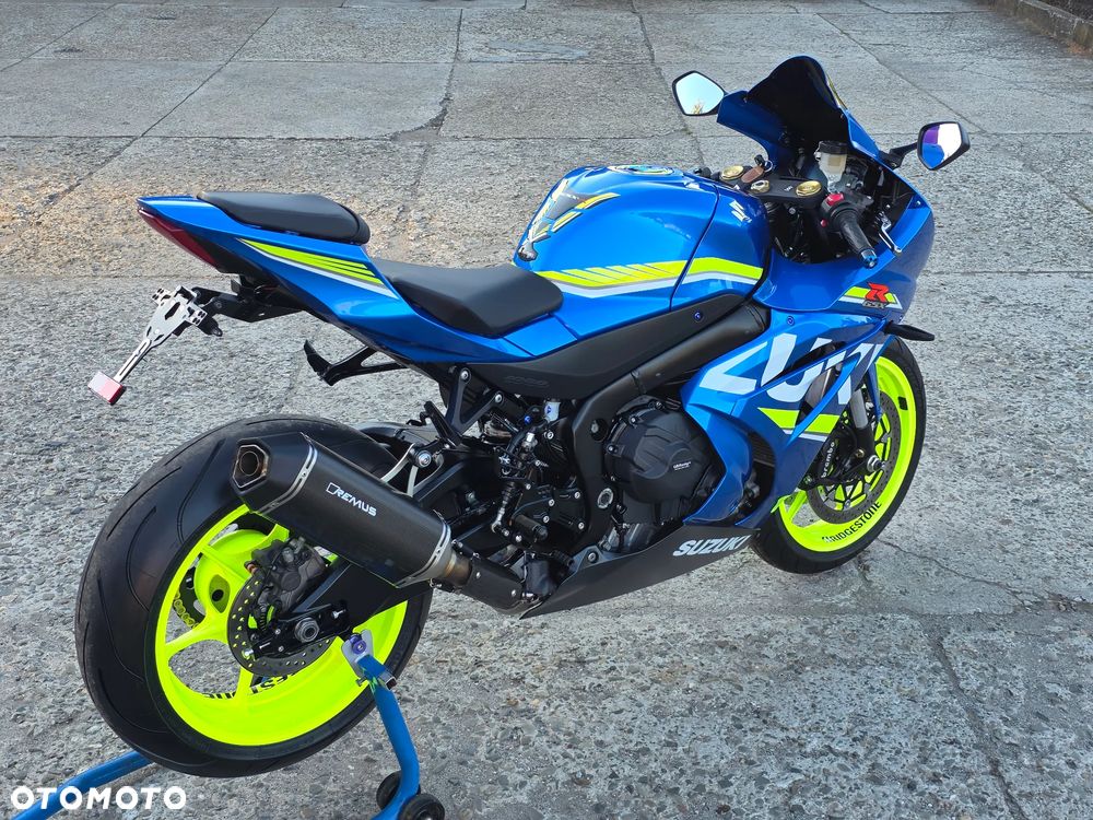 Suzuki GSX-R - 18