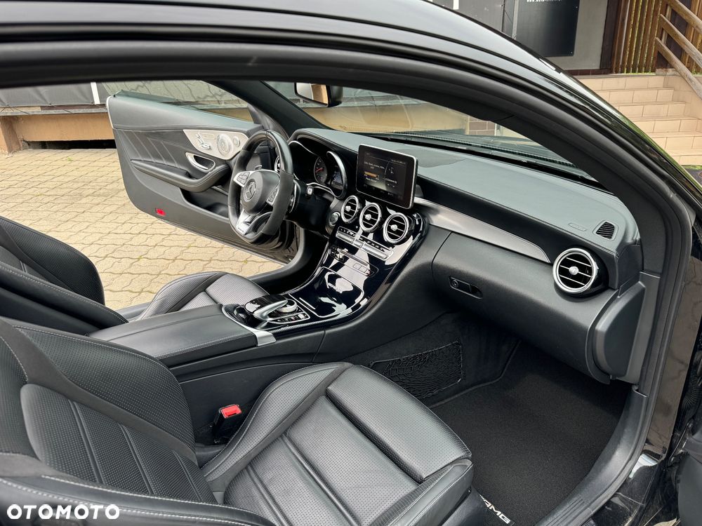 Mercedes-Benz Klasa C AMG 63 S AMG Speedshift 7G-MCT Edition 1 - 10