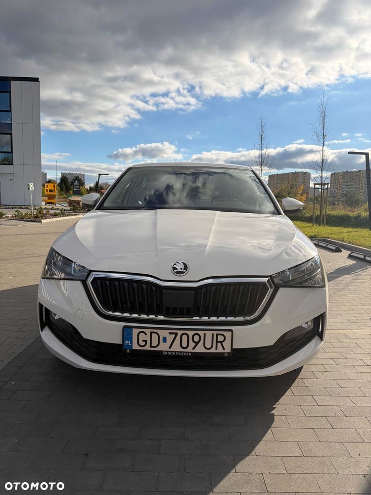 Skoda Scala 2019 photo 2