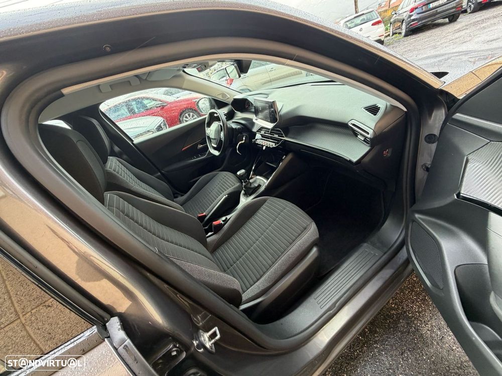 Peugeot 2008 1.2 PureTech Allure Pack - 6