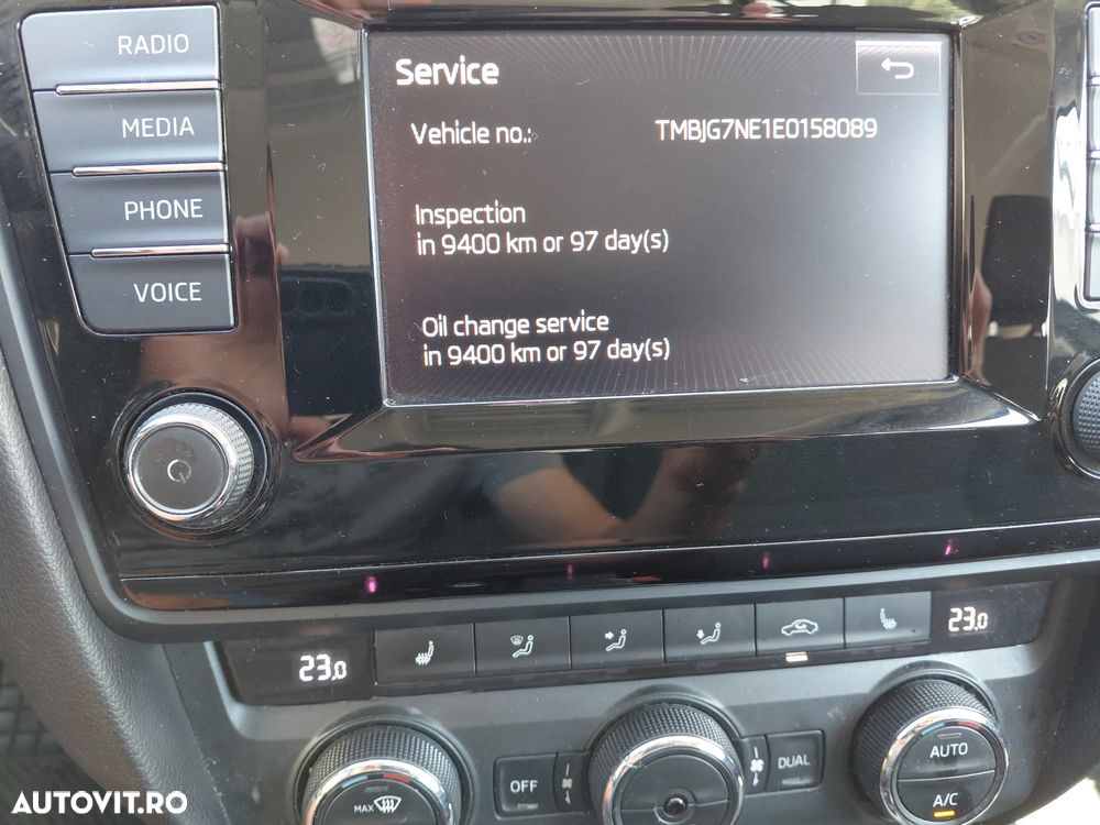 Skoda Octavia 1.6 TDI AMBITION DSG - 7