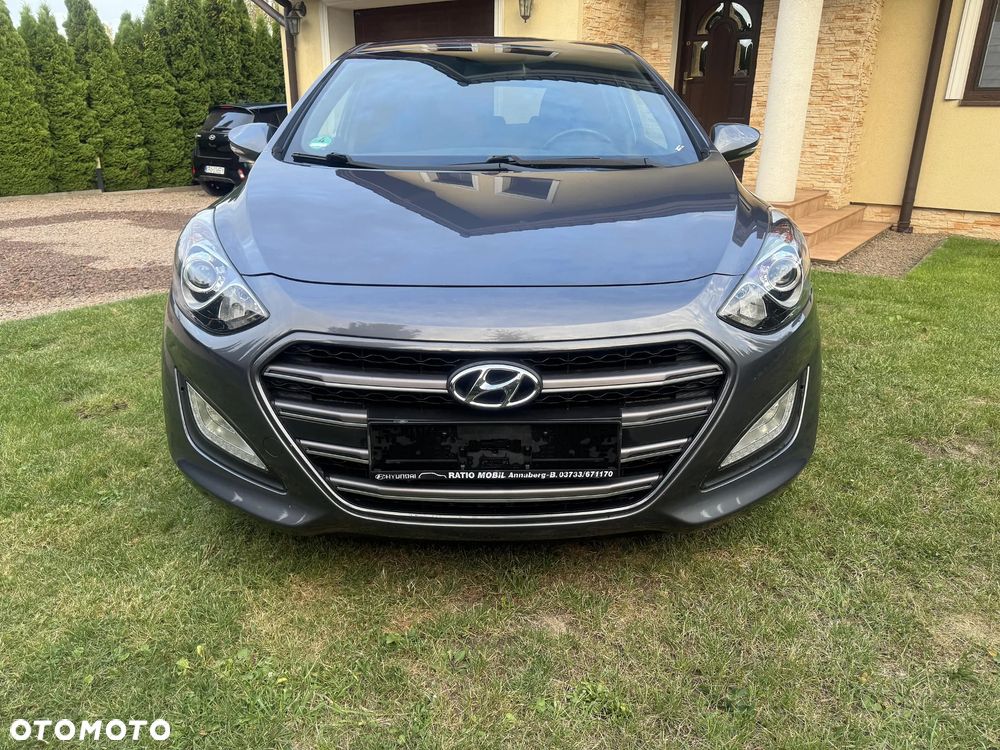 Hyundai i30 blue 1.4 Passion - 2
