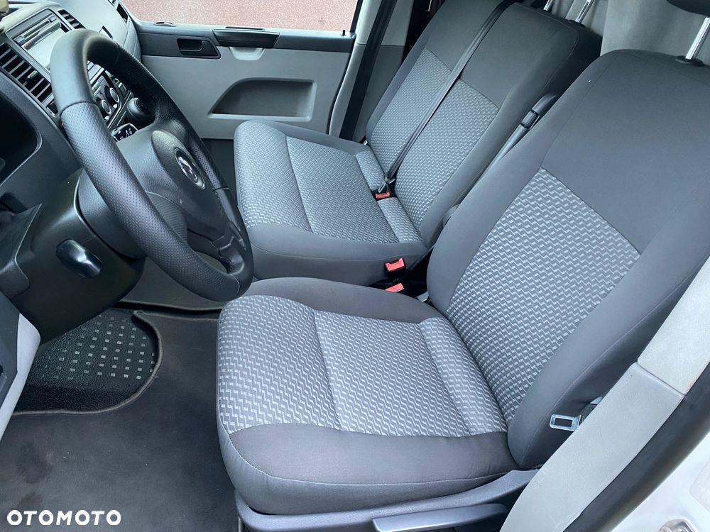 Volkswagen Transporter - 15