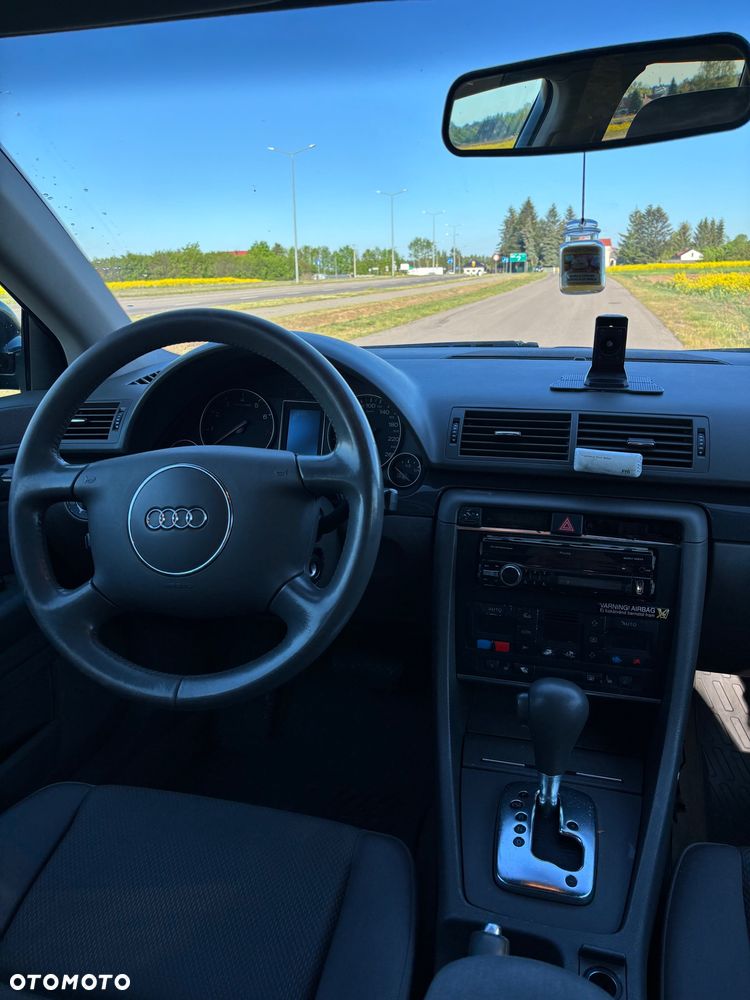 Audi A4 Avant 1.8 T multitronic - 10