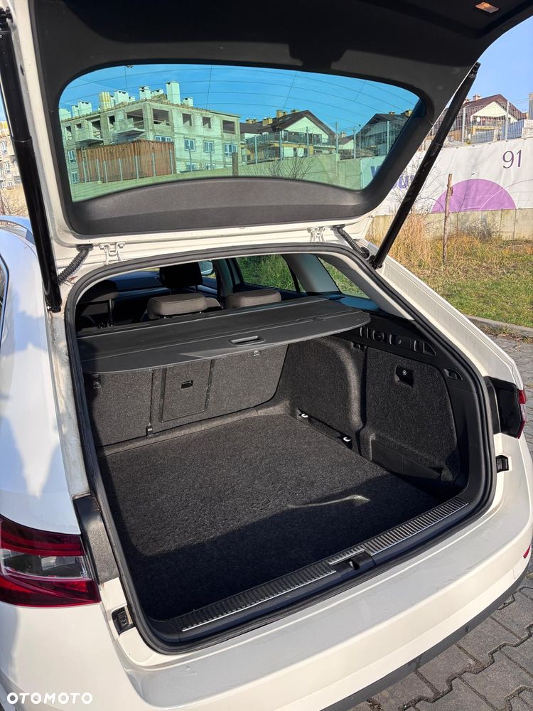 Skoda Superb 1.8 TSI Style DSG - 10