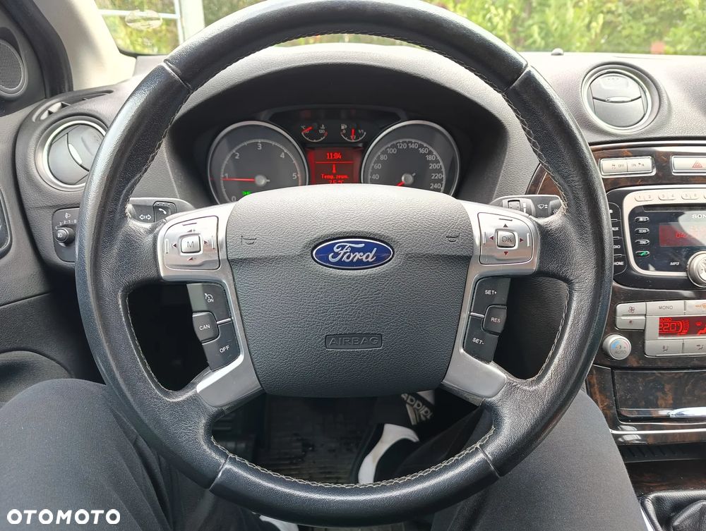 Ford Mondeo 1.8 TDCi Ghia - 14