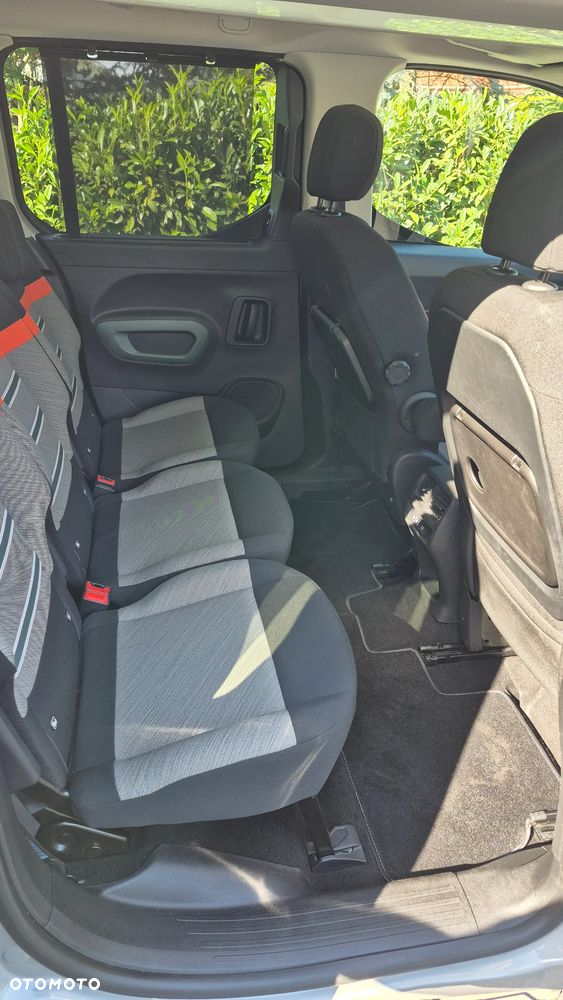 Citroën Berlingo Multispace PureTech 110 SHINE - 14
