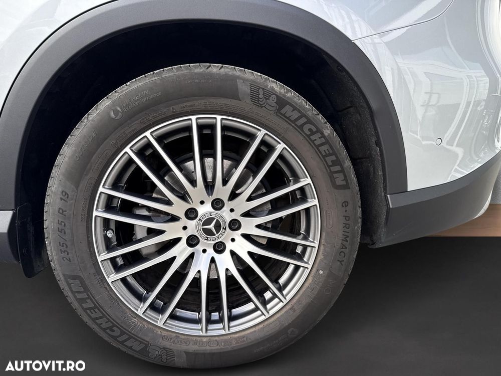 Mercedes-Benz GLC 220 d 4MATIC MHEV - 17