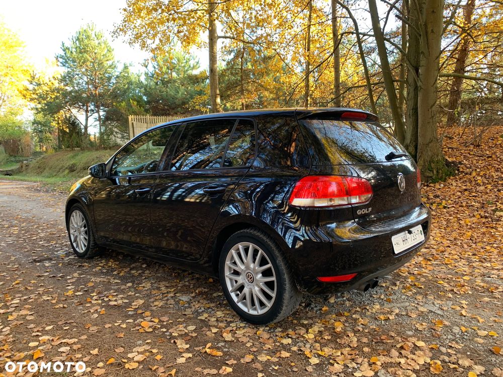 Volkswagen Golf - 11