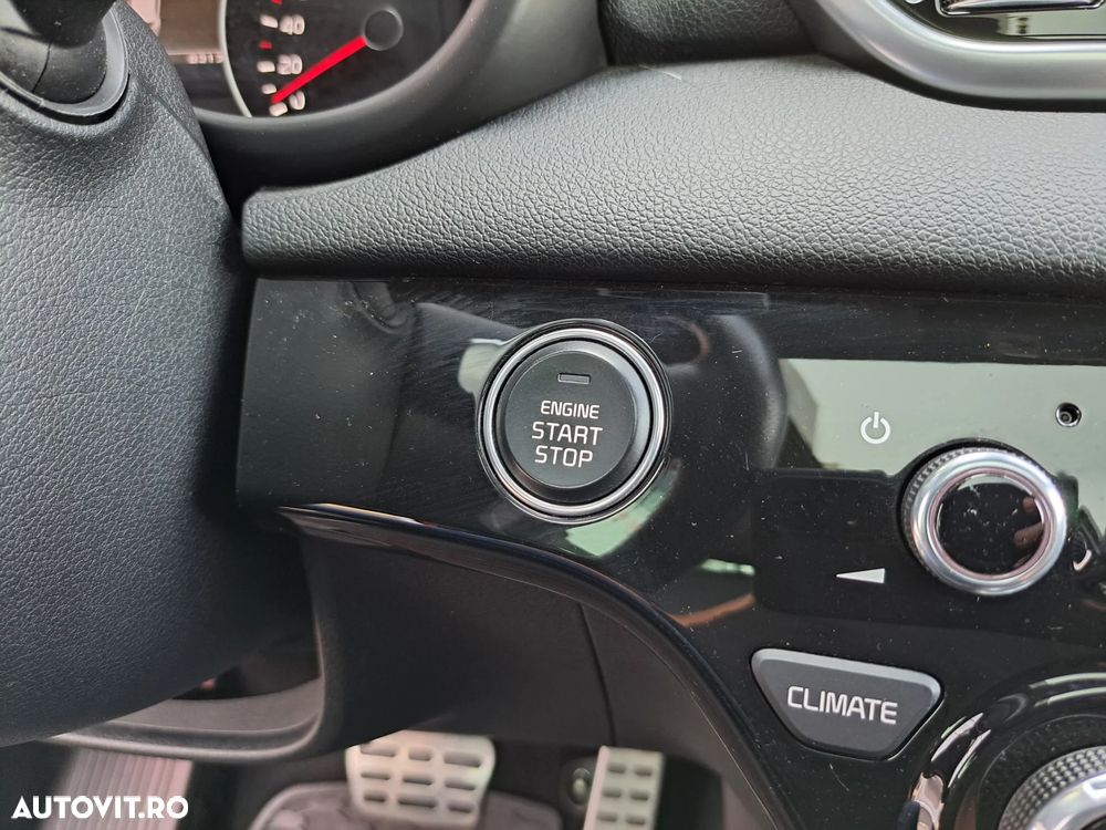 Kia Sportage - 12