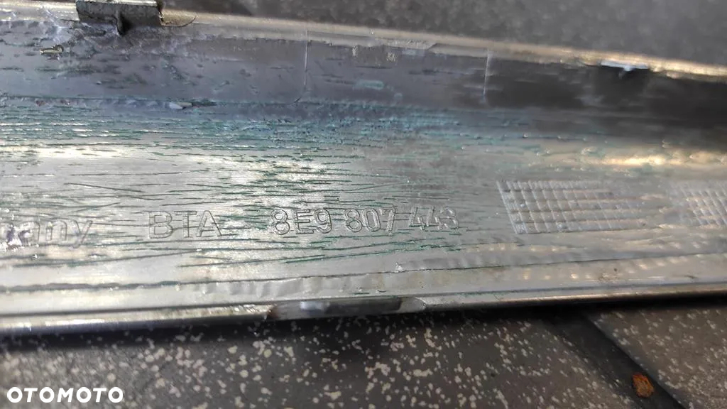 LISTWA CHROM ZDERZAKA TYLNEGO AUDI A4 B6 KOMBI 8E9807443 WYSYŁKA !!! - 3