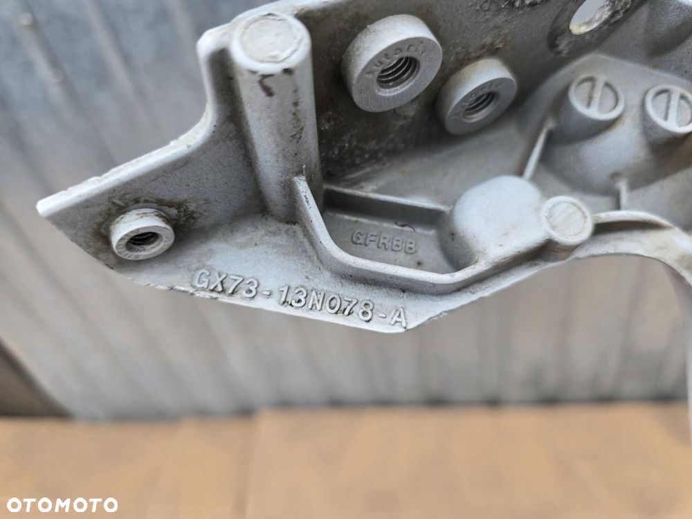 ślizg mocowanie lampy prawy przedni gx73-13n078-a jaguar xe 2015-2019 - 1