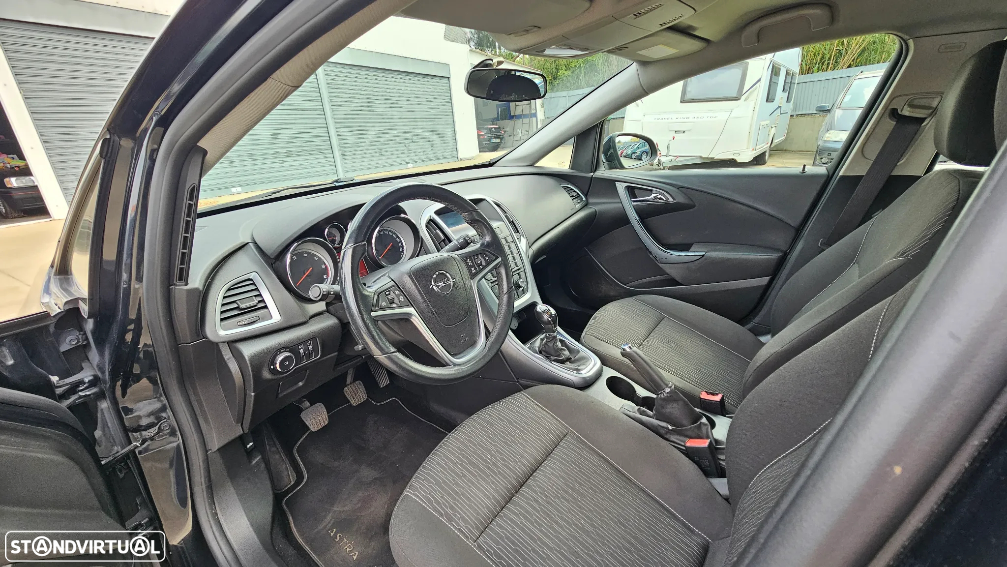 Opel Astra 1.3 CDTi Executive - 11