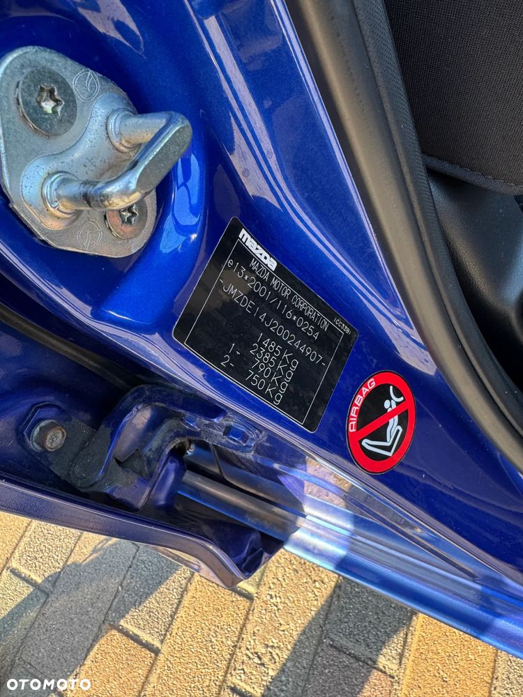 Mazda 2 - 17