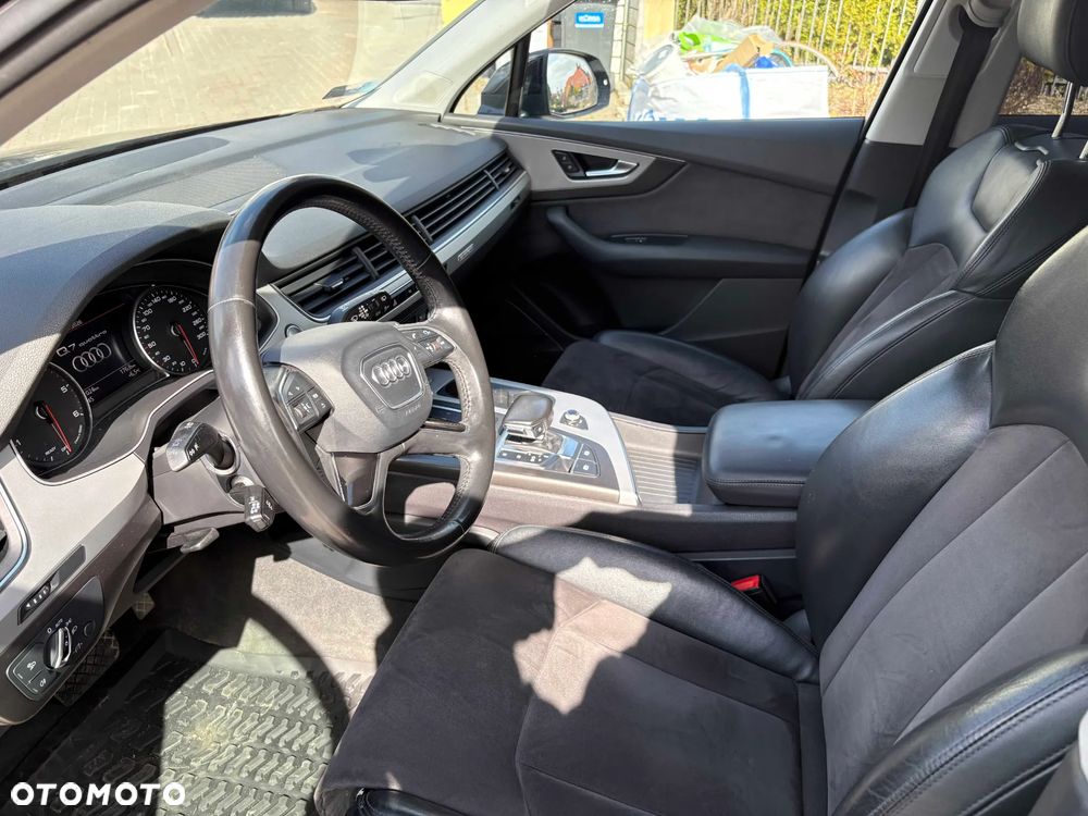 Audi Q7 - 6