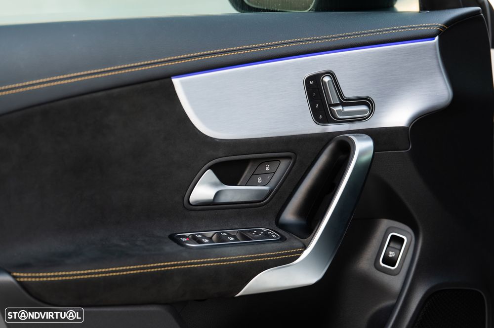 Mercedes-Benz CLA 45 AMG S Shooting Brake 4Matic+ - 11