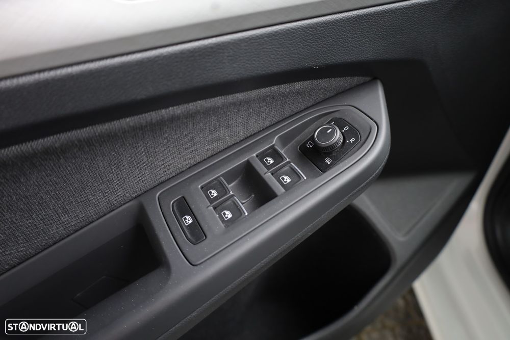 VW Golf 1.0 TSI Life - 45