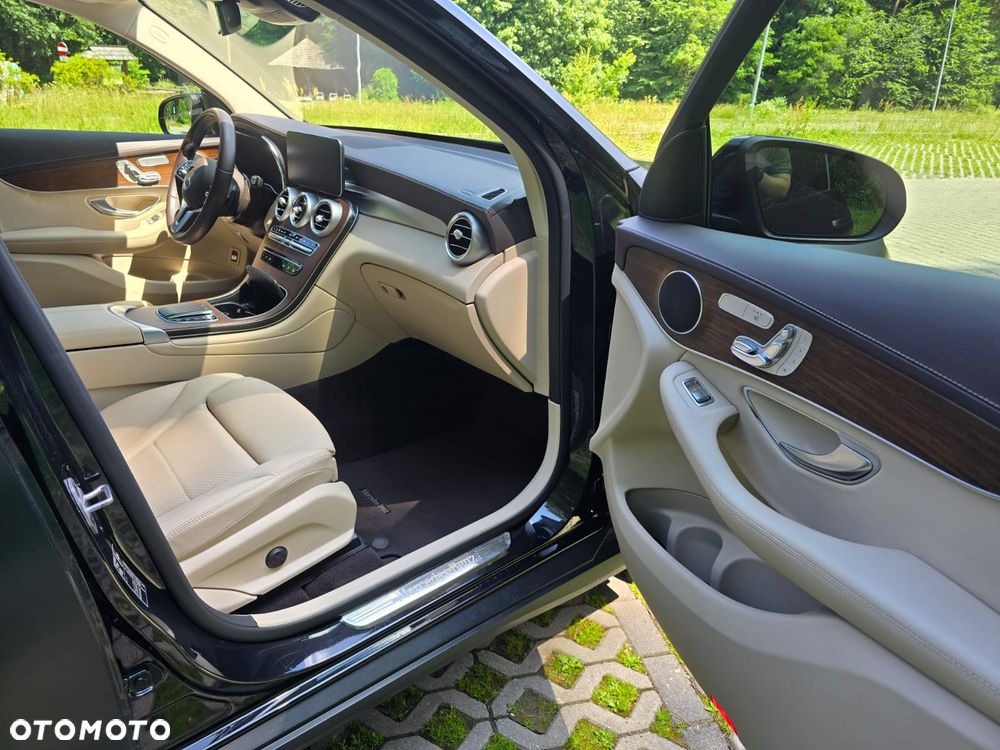 Mercedes-Benz GLC 200 d 4-Matic Business Edition - 8