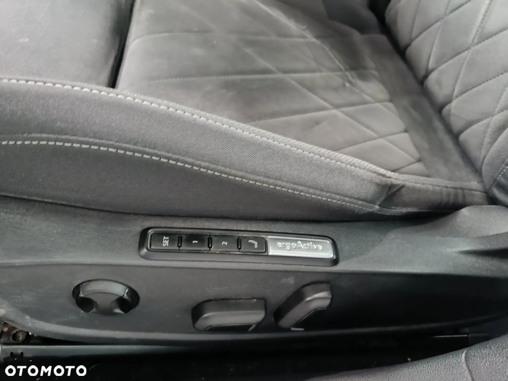 Volkswagen Golf 1.5 TSI EVO Style - 13
