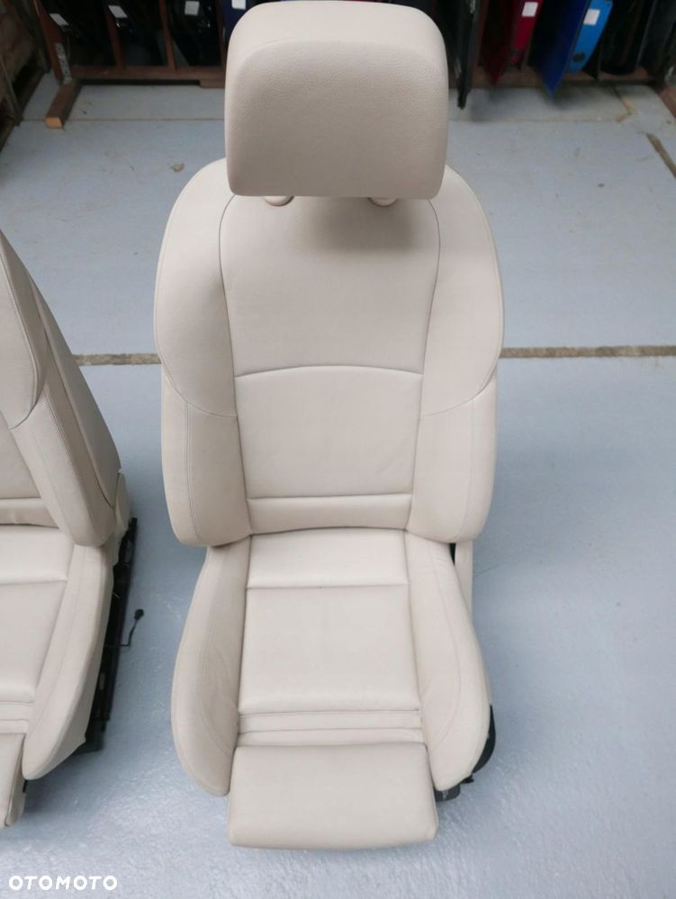 bmw f10 fotele wnętrze oyster lccx monitor dvd - 4