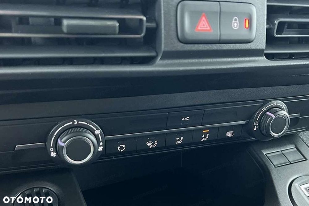 Peugeot Partner Van XL L2H1 EAT8 1.5 130KM - 11