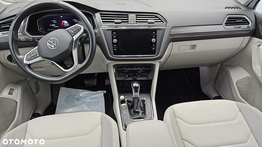 Volkswagen Tiguan Allspace - 13