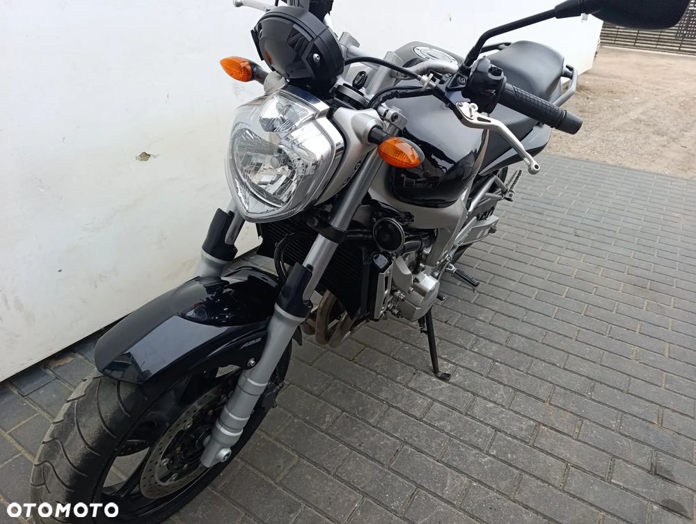 Yamaha FZ6 - 10