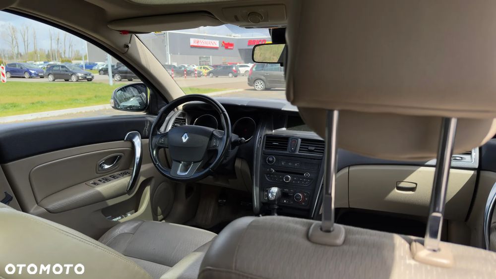 Renault Latitude 2.0 Privilege Etanol - 11