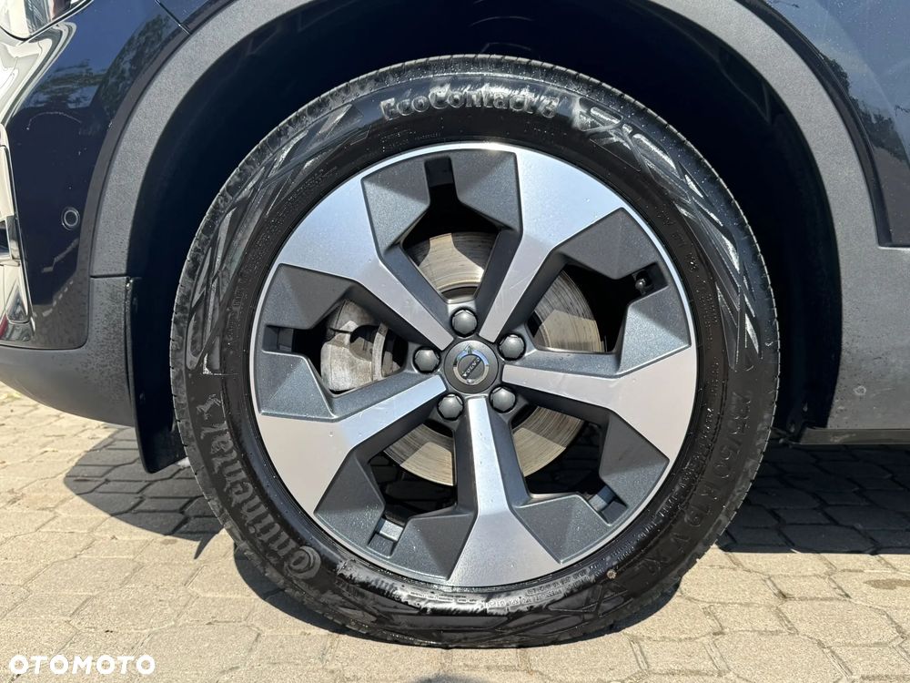 Volvo XC 40 B4 AWD Ultimate Dark - 27