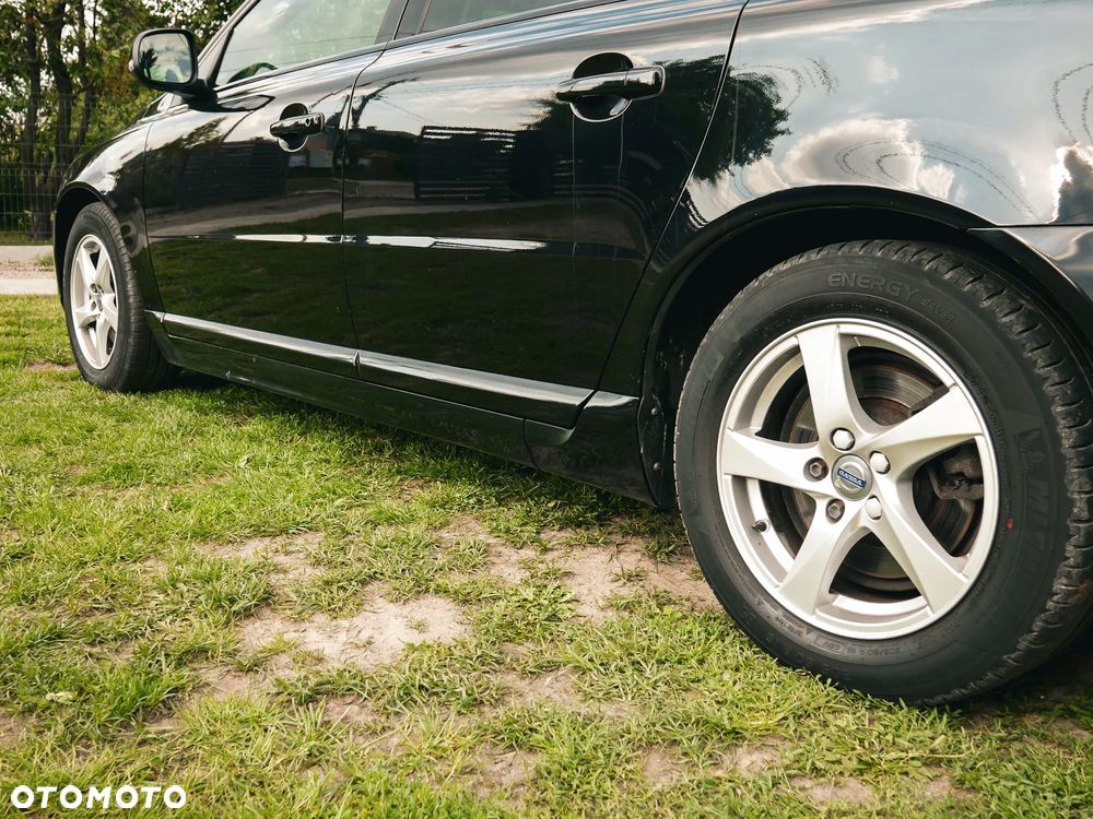 Volvo V70 D4 Black Edition - 11
