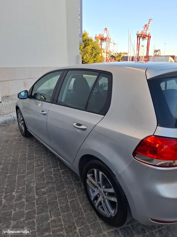 VW Golf - 6