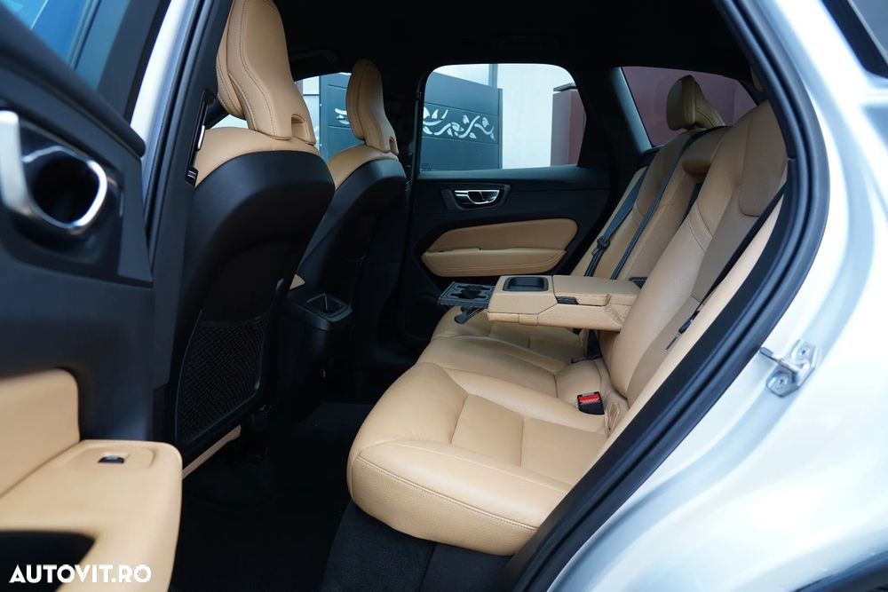 Volvo XC 60 D4 Geartronic Momentum - 9