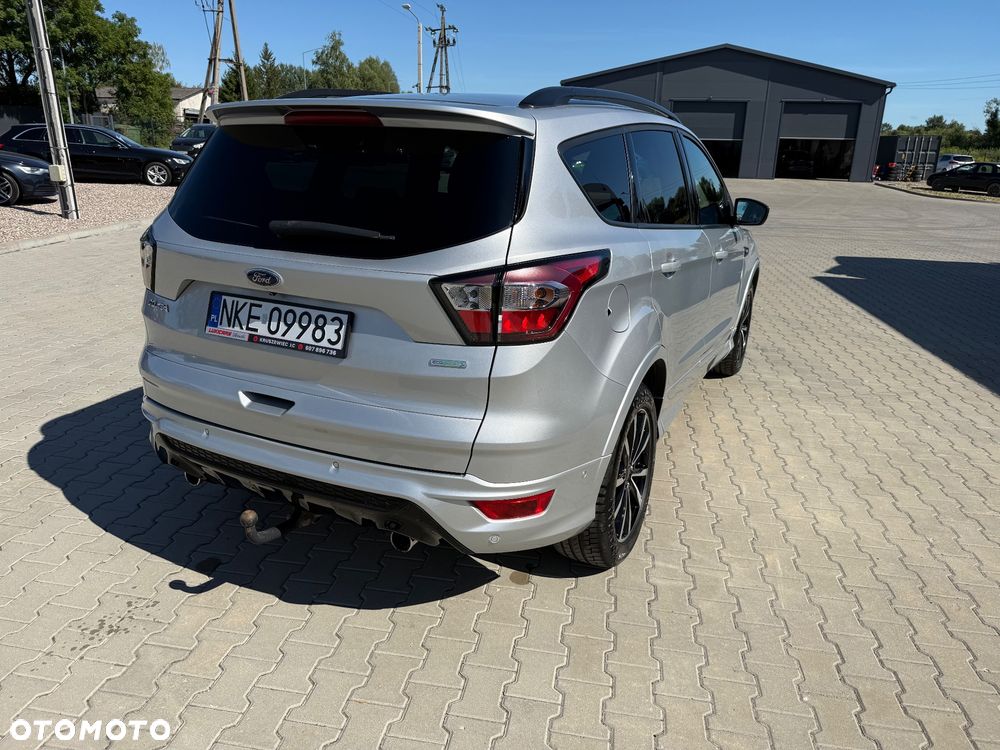 Ford Kuga 1.5 EcoBoost 2x4 ST-Line - 13