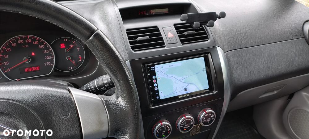 Suzuki SX4 - 12