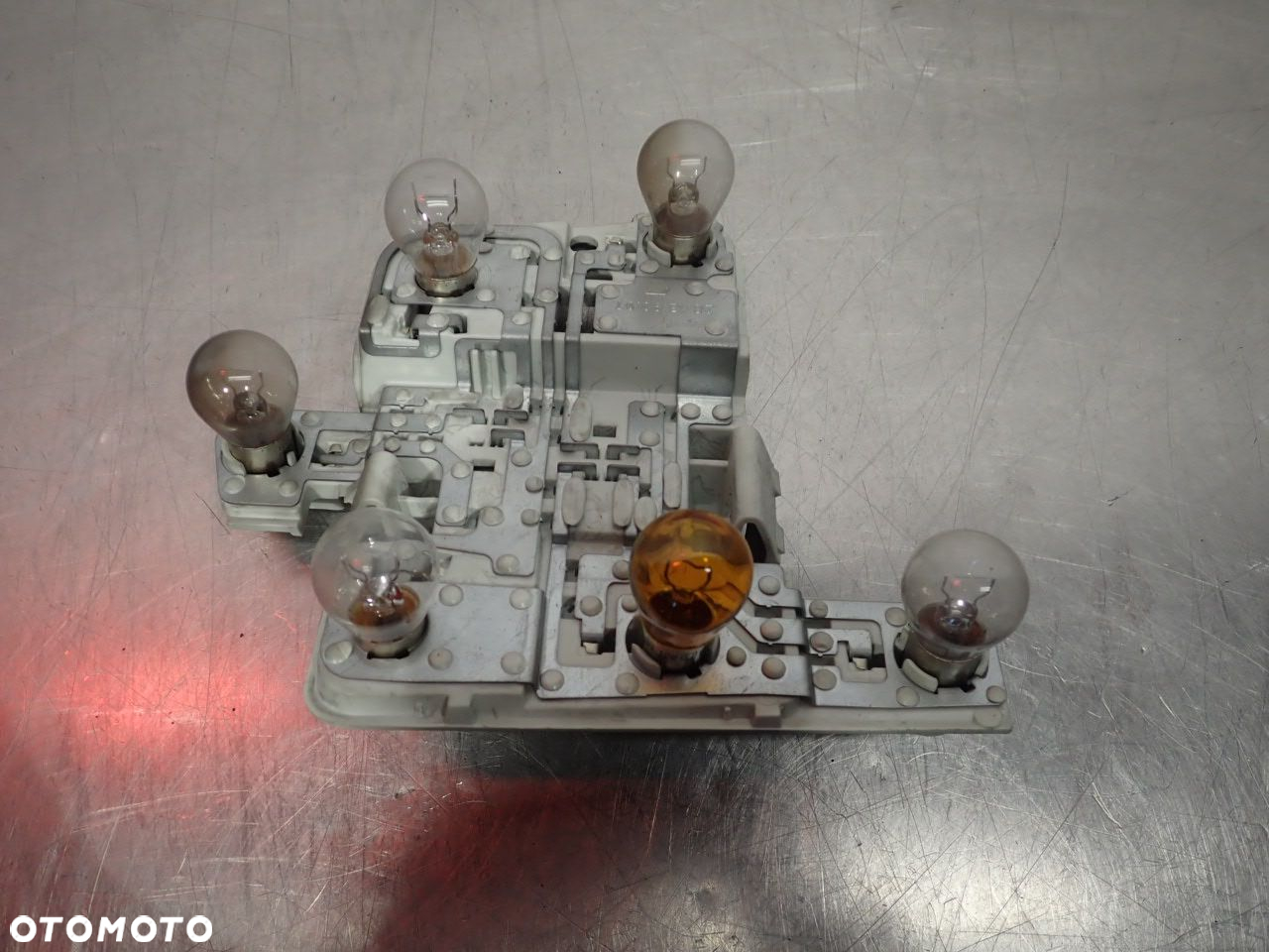 LAMPA LEWA TYLNA VOLVO S40 II - 11