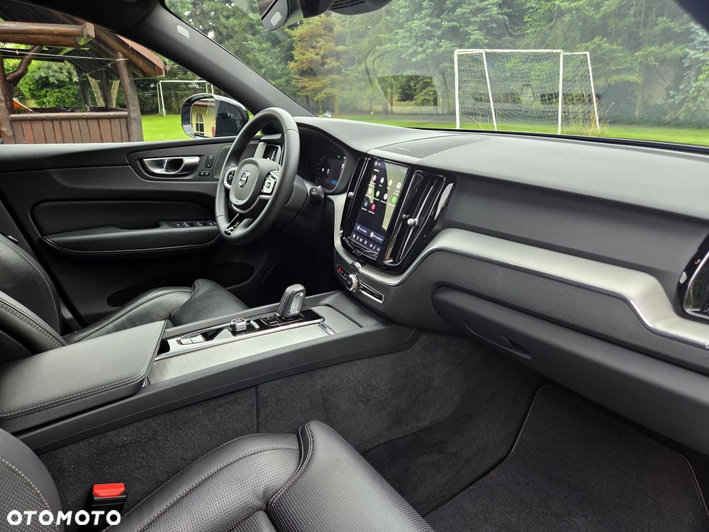Volvo XC 60 B4 D Ultimate Dark - 39