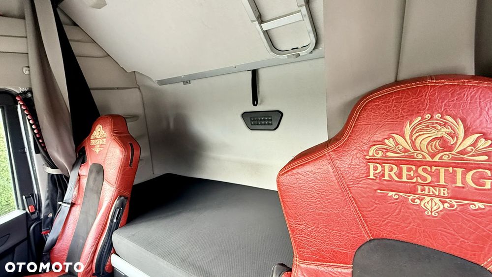 Iveco STRALIS S-WAY XP - 11